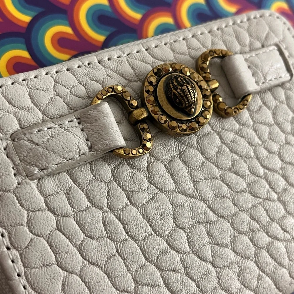 ✨Kurt Geiger White Pebbled Wallet with Gold Detail - Picture 3 of 6